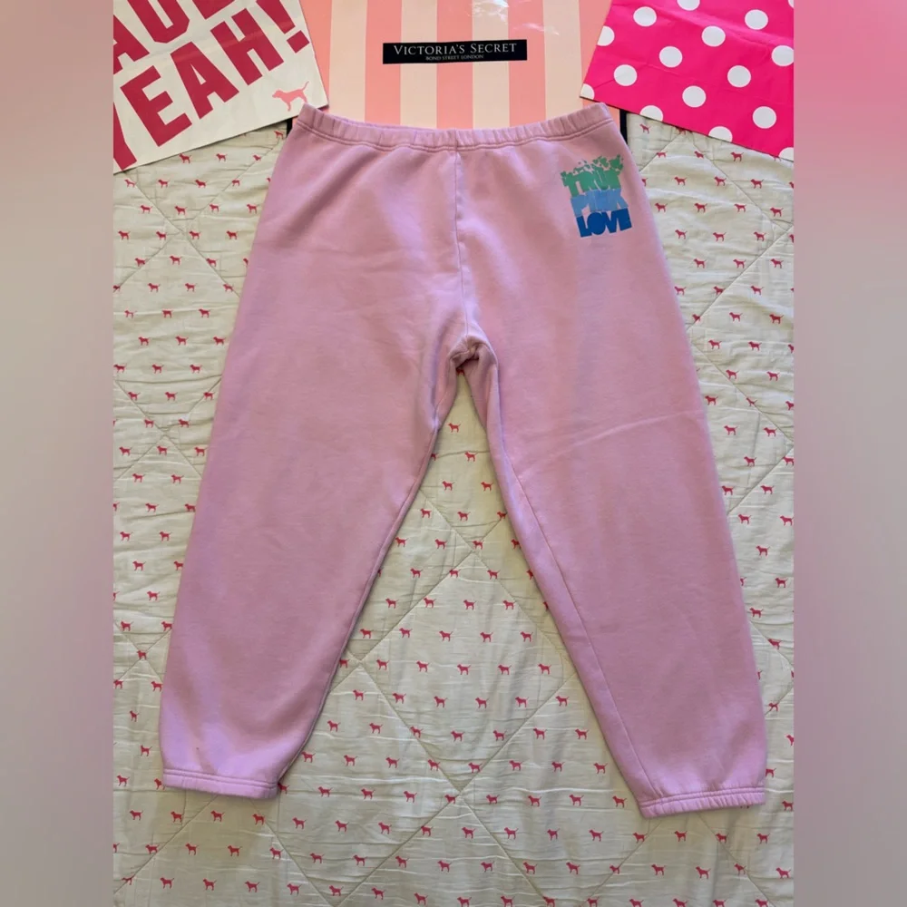 VS PINK VINTAGE Y2K SET HOODIE & SWEATPANTS TRUE PINK LOVE OMBRÉ DOG HEARTS RARE - Picture 11 of 15